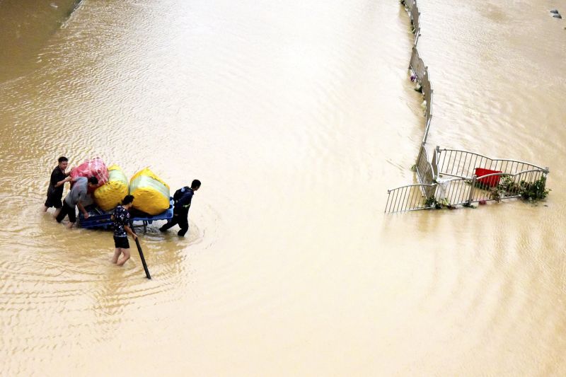 Селаковић упутио саучешће поводом поплава у Кини